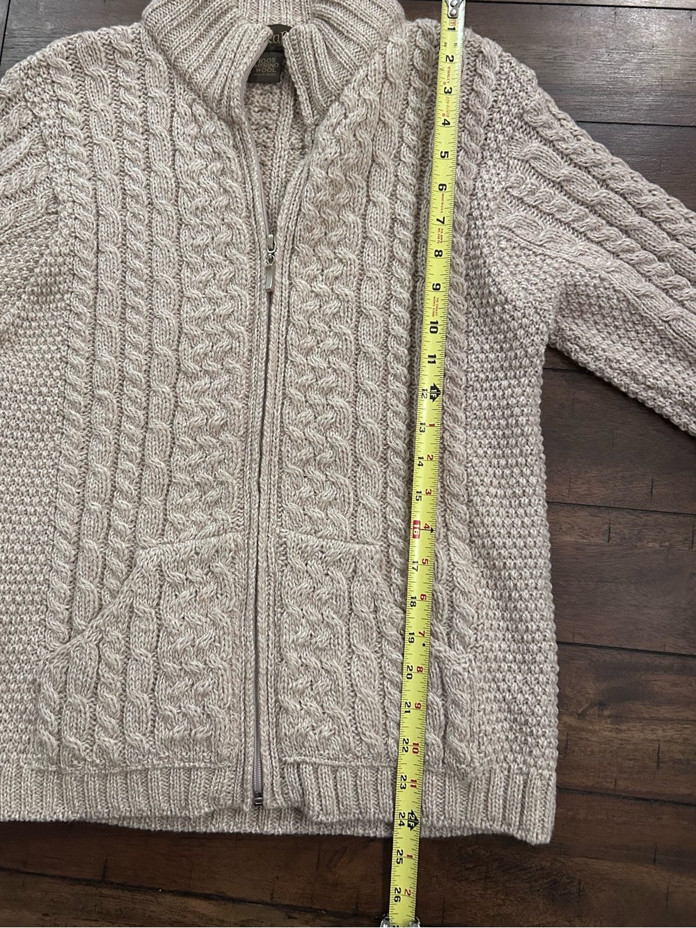 Inis Crafts Ireland Merino Wool Cardigan Sweater Size Medium Beige Cable Knit - Picture 5 of 8